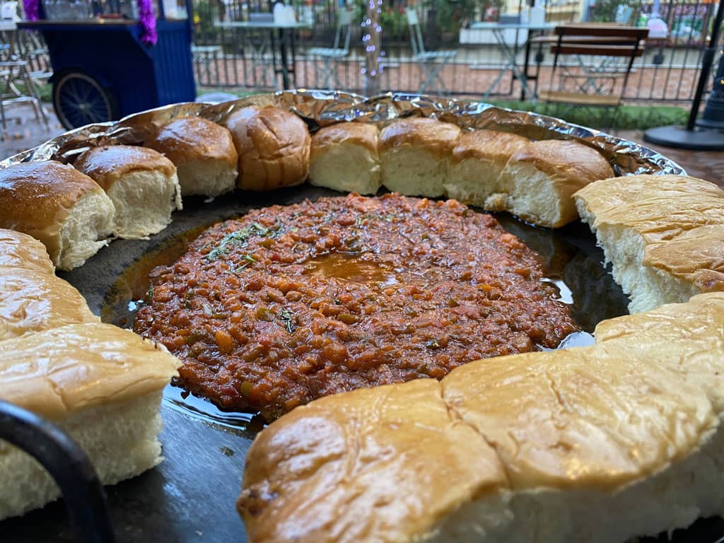 About Mama Restaurant