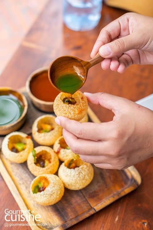 Pani puri at mama restaurant - cr. Gourmet & cuisine
